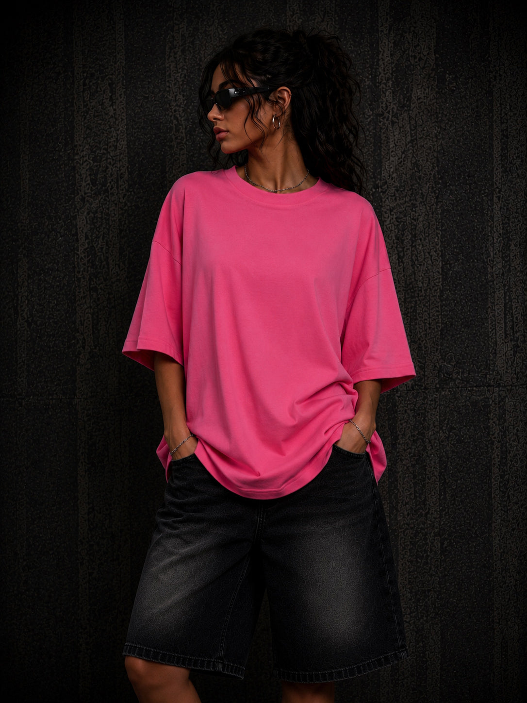 NOX NeonSignal Oversized Tee